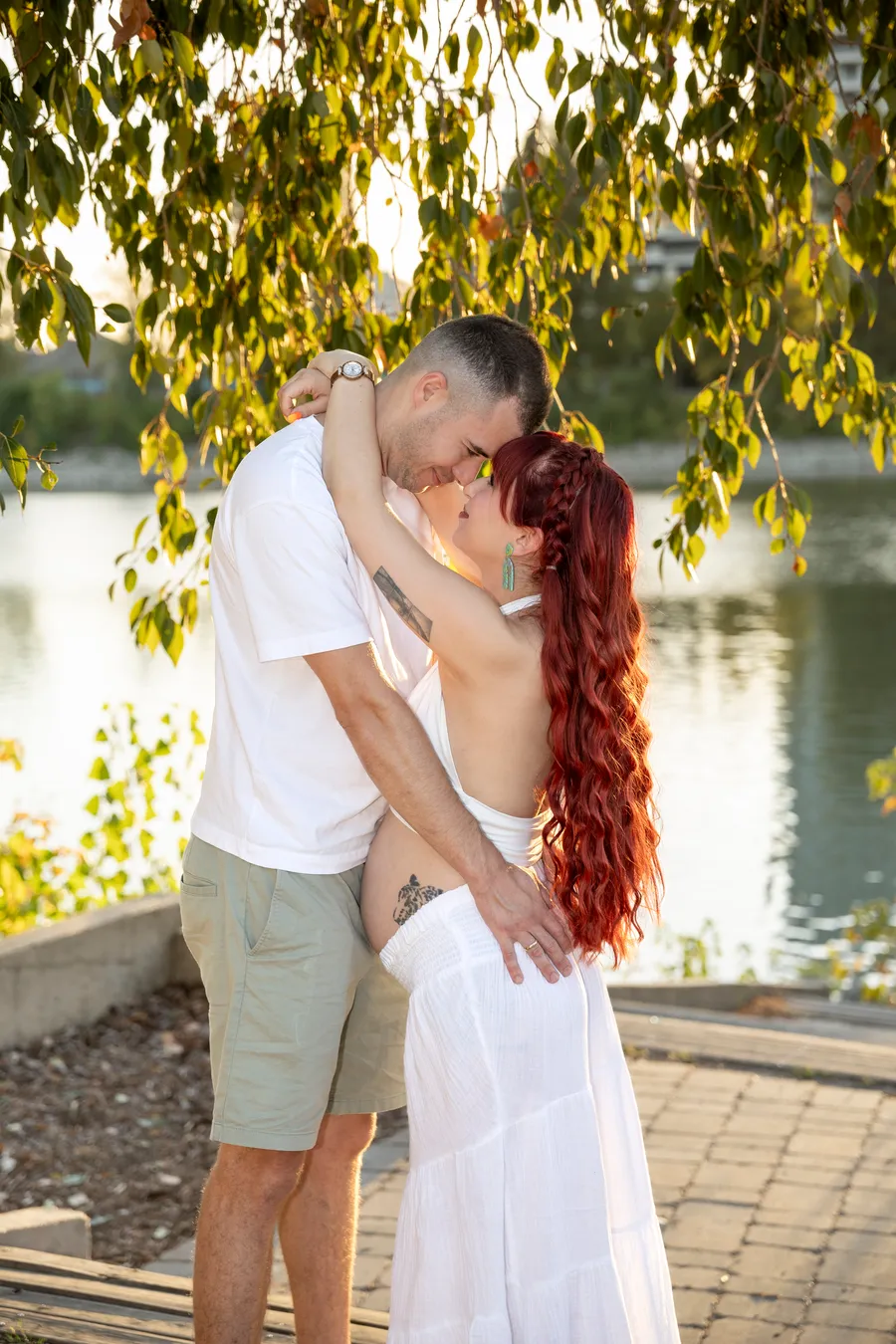 Maternity photoshoot on the beach — páros fotózás, Budapest — Gáspár Enikő Photography